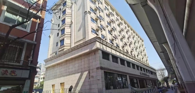 上海虹口區出售獨棟：大柏樹商圈醫院帶租約現房，即買即享穩定收益